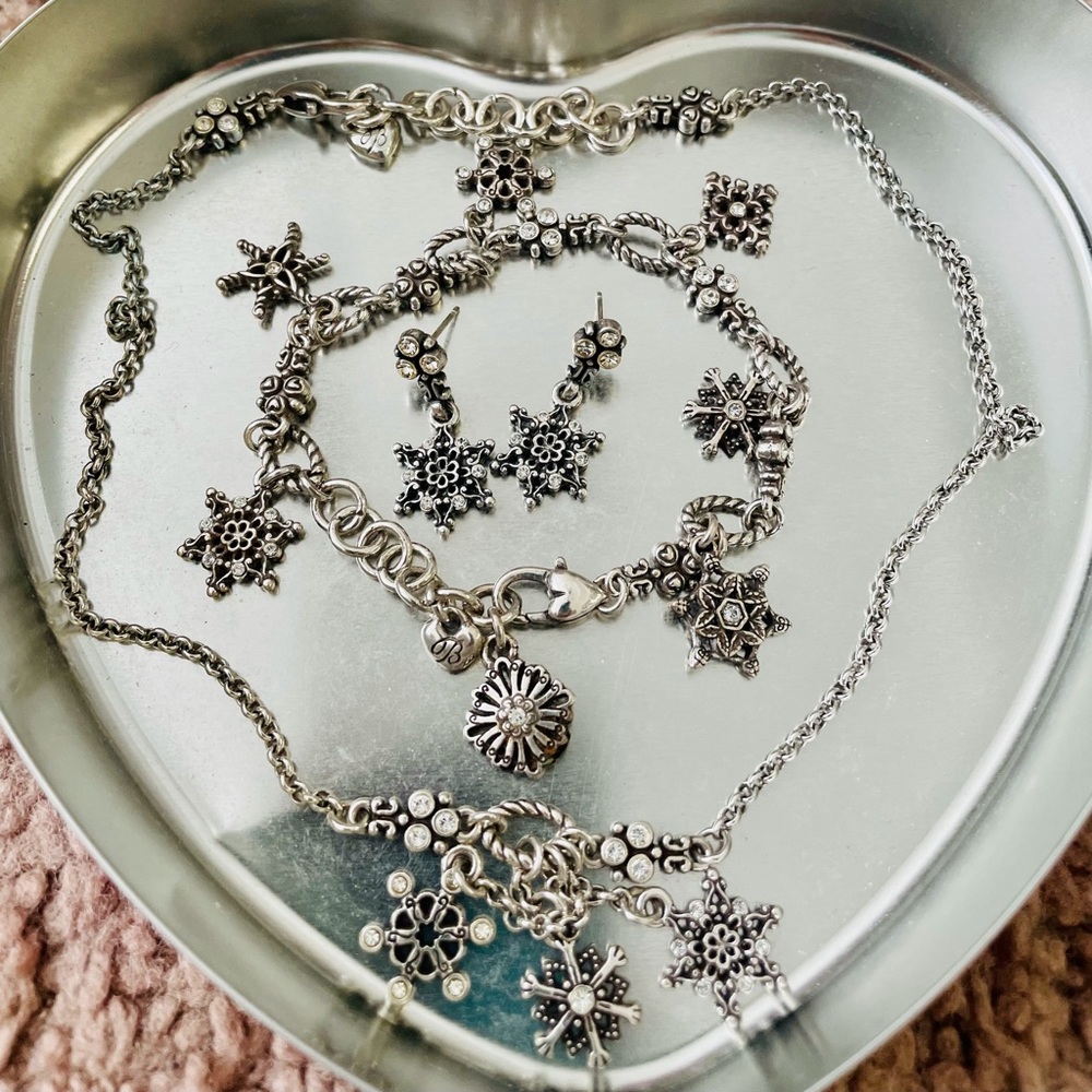 Brighton, beautiful, retired, hard to find “Let it Snow” collection!